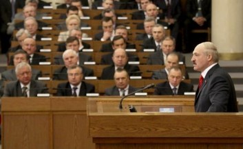 Потеряв «рычаги управления», премьер Мясникович потеряет и должность