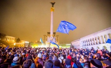 События в Украине усиливают позиции сторонников сценария «электоральной революции» в Беларуси