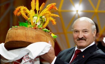 Лукашенко пытается закрепить Минск в качестве международной переговорной площадки