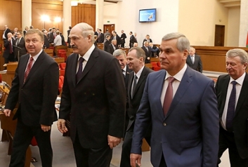 А. Лукашенко рассчитывает законсервировать ситуацию до окончания президентских выборов