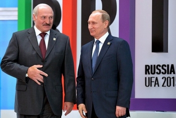 Кремль надеется повысить для Лукашенко цену своей поддержки на выборах