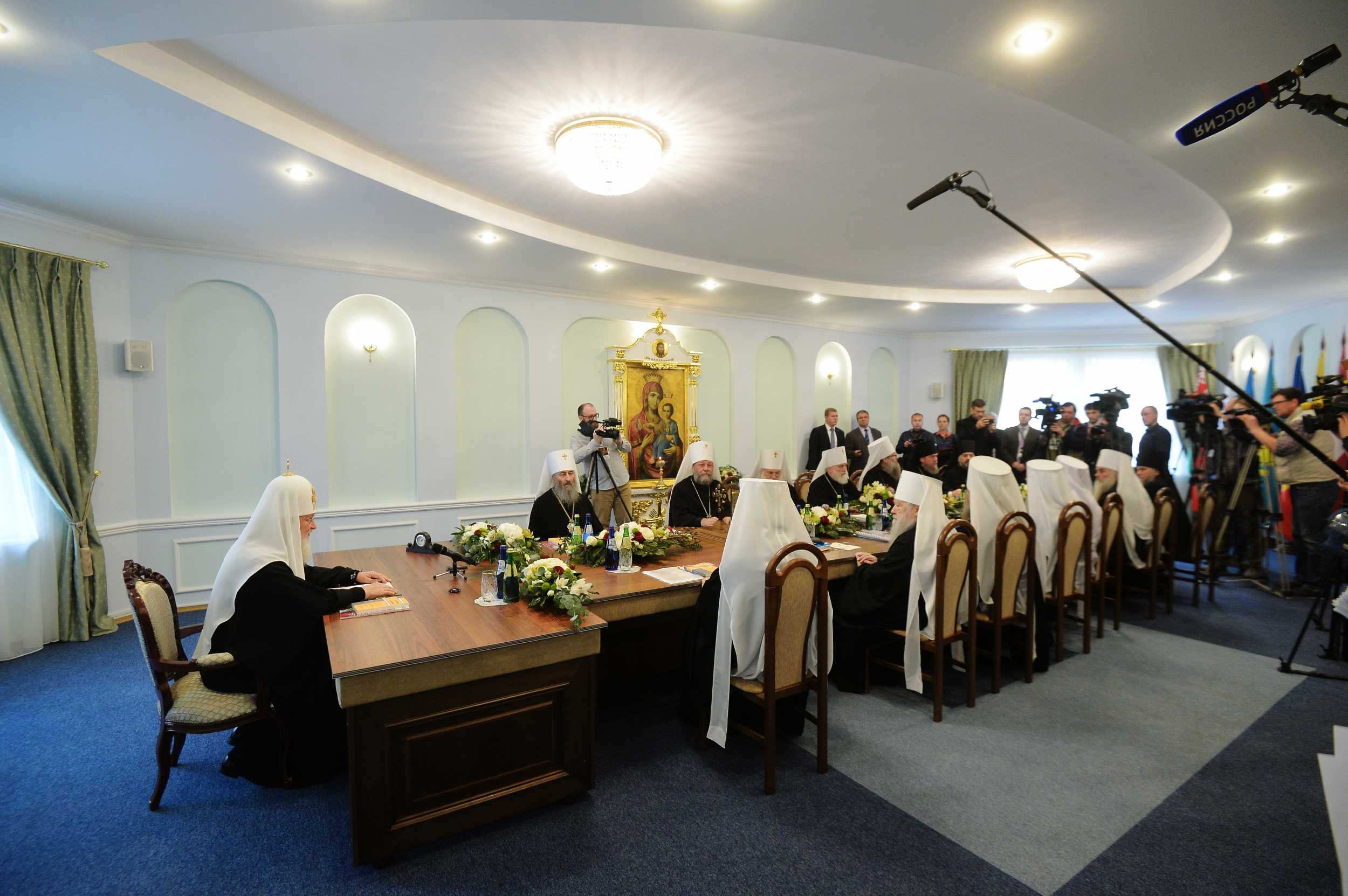 Implementation of the oil agreement has resumed; the Russian Orthodox Church broke up with Constantinople in Minsk