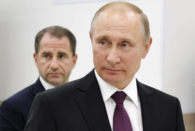 Кремль отказался от миссии Бабича, ситуация с нефтью далека от урегулирования