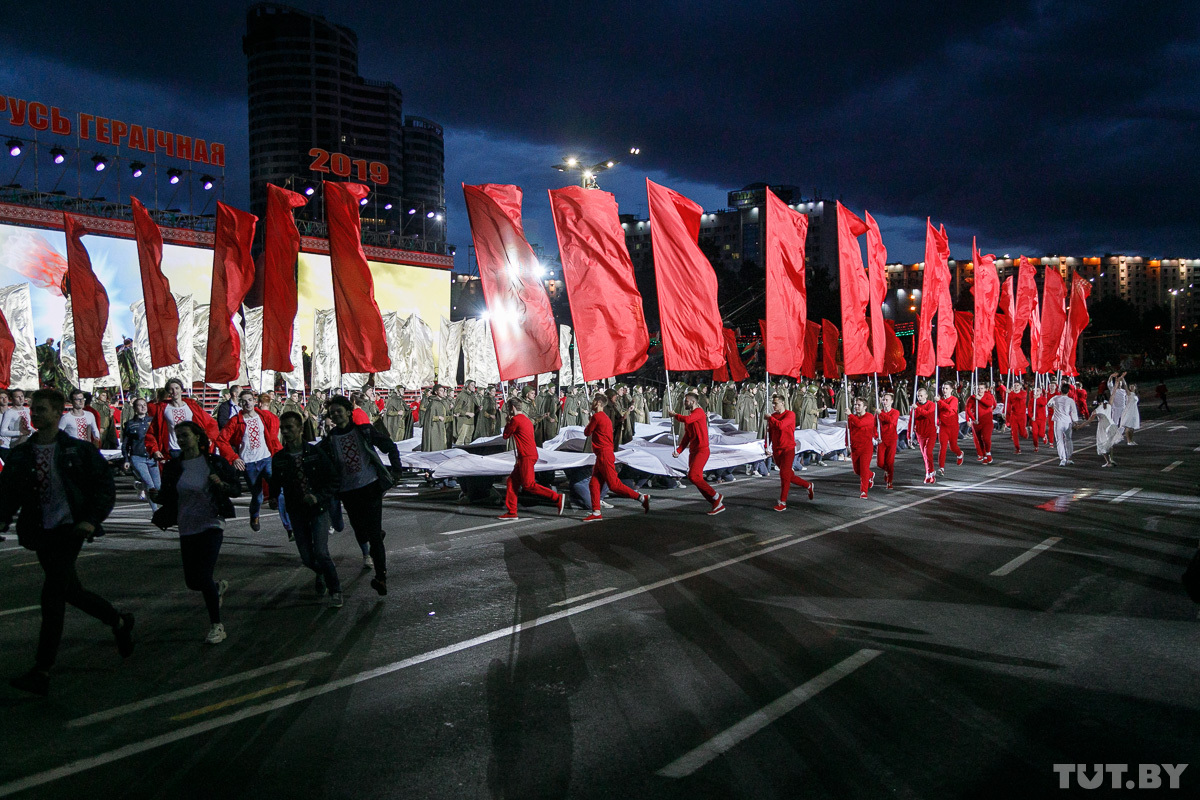 Парад 3 июля  ставит вопрос о ядерном нейтралитете Беларуси