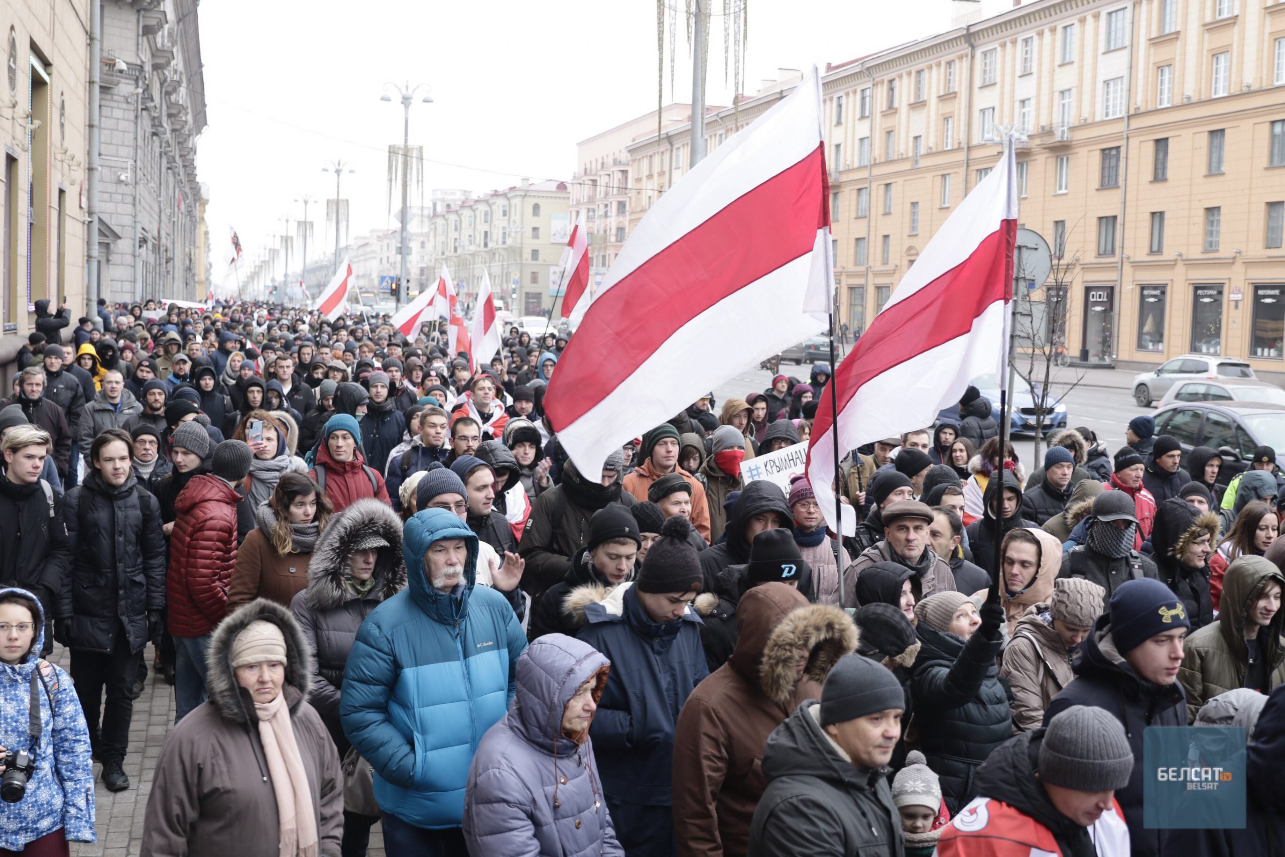 Гражданское общество и партии ищут консенсус с властями в защите независимости и создают широкую коалицию