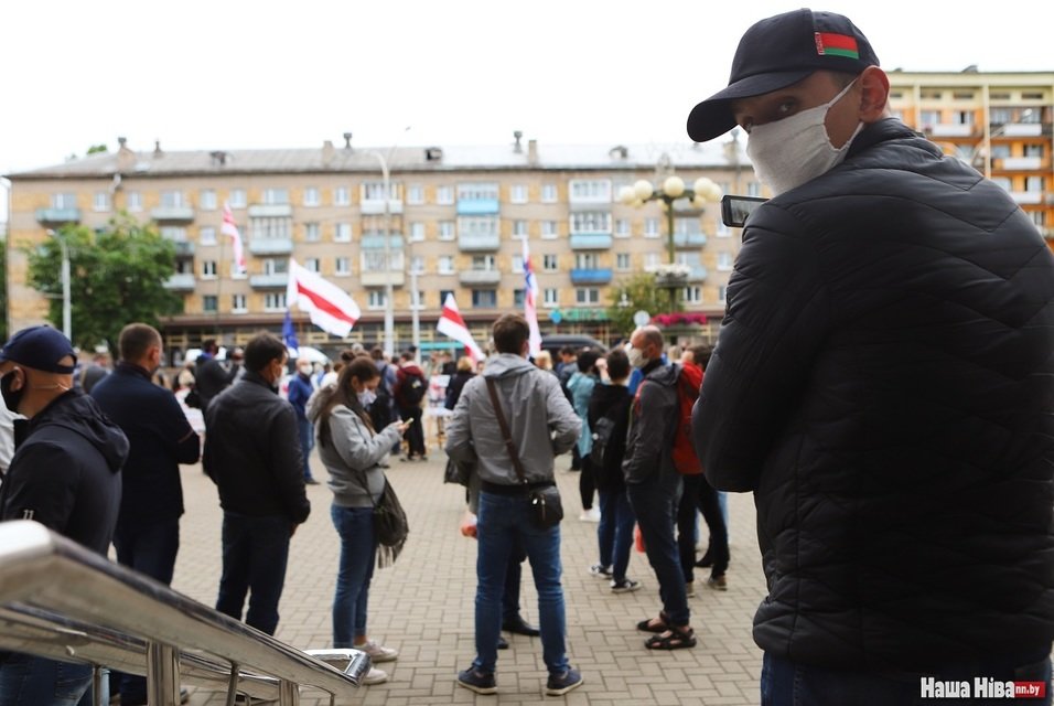 A major clampdown on polling leaders in Belarus