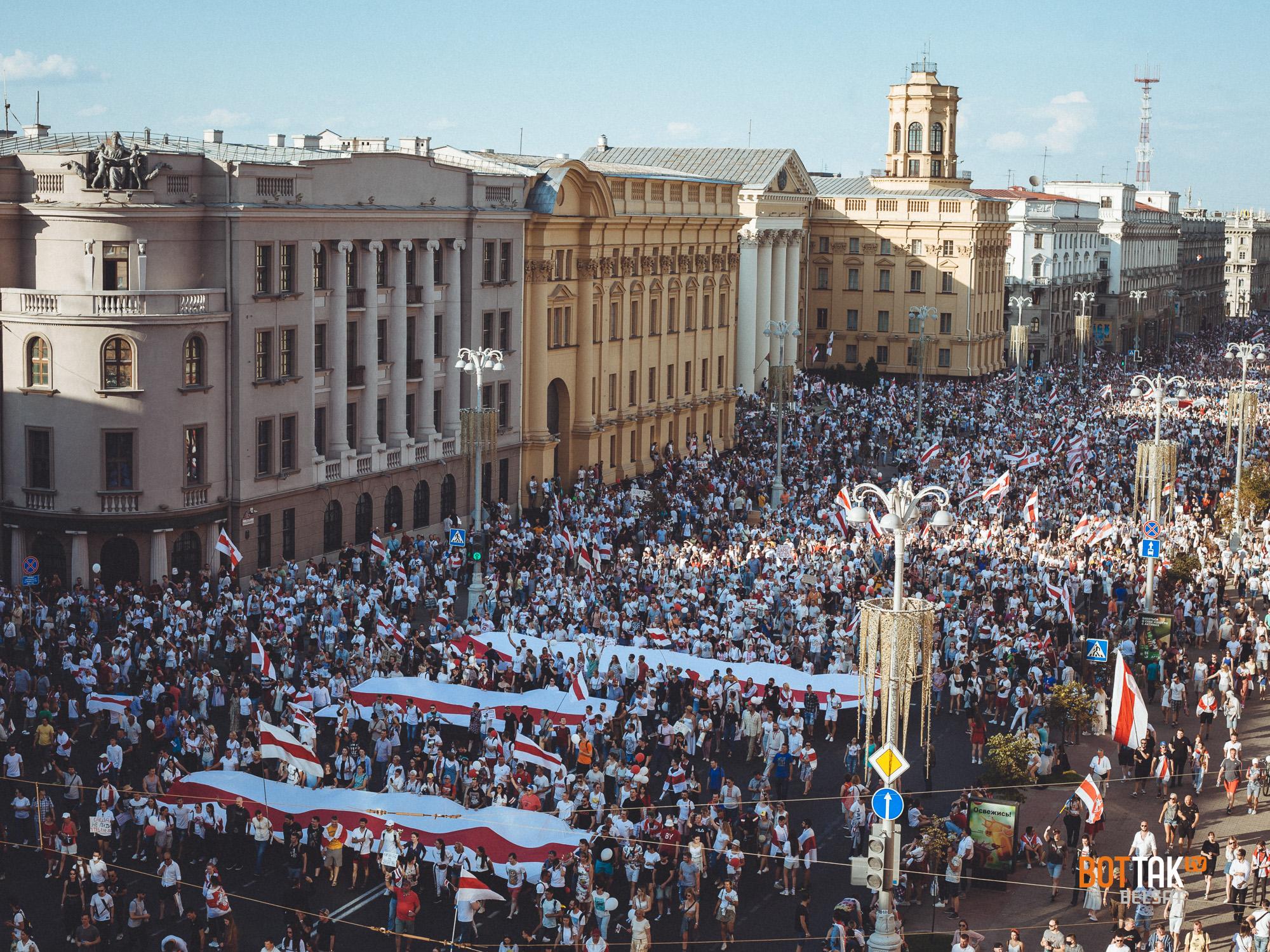 Solidarity campaign catalyzes Belarusian society; most civil and some political organizations declare support for Tsikhanouskaya