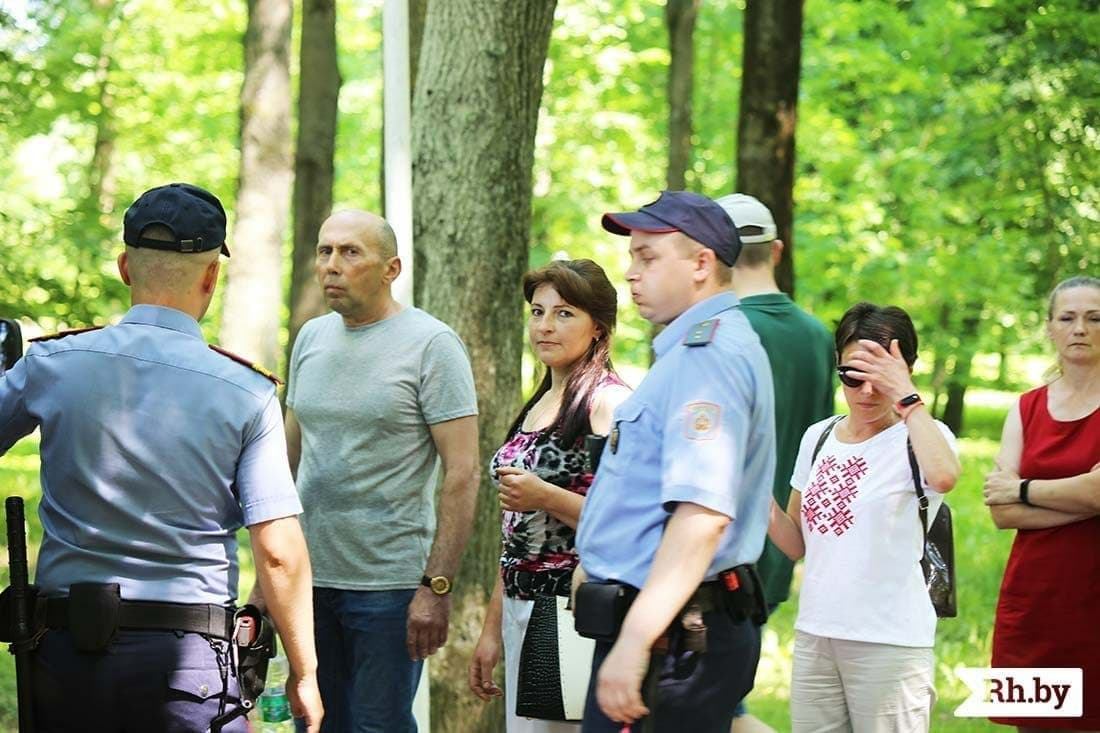 Власти усиливают цензуру в культуре, условия для ведения малого бизнеса ухудшаются