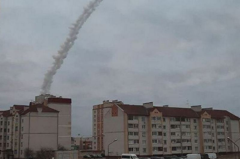 Минск продолжает балансировать на грани войны и мира